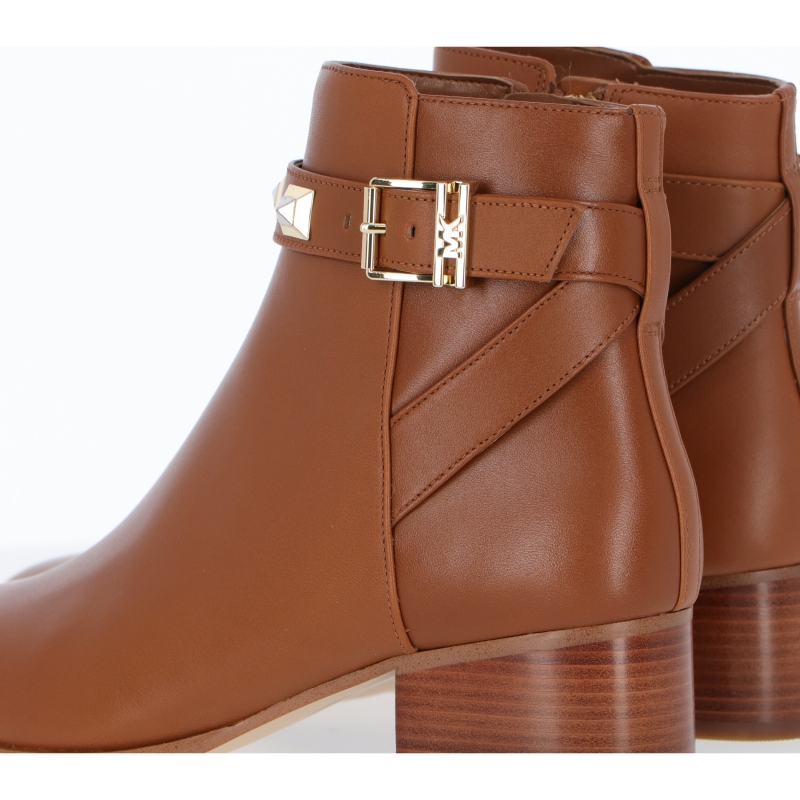 BRITTON LEATHER ANKLE BOOTS WITH STUDS