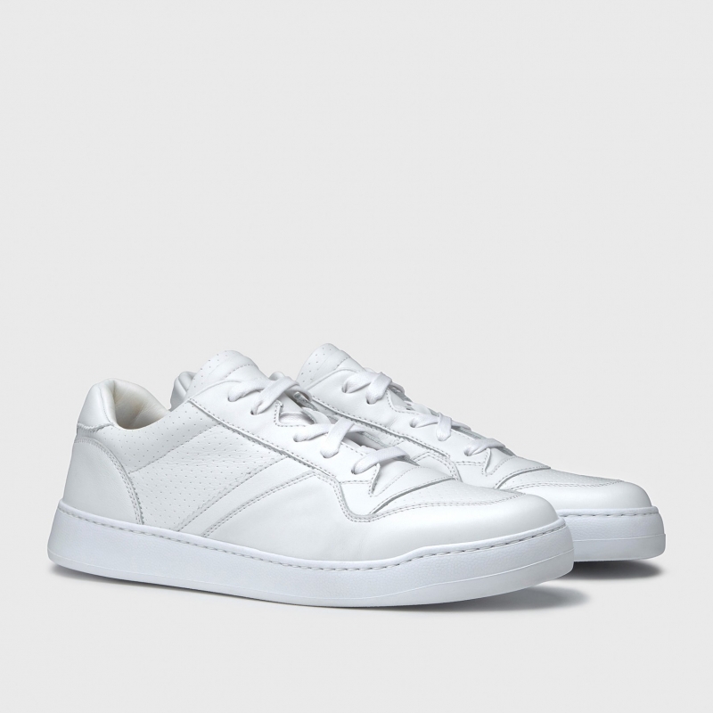 SNEAKERS IN WHITE LEATHER